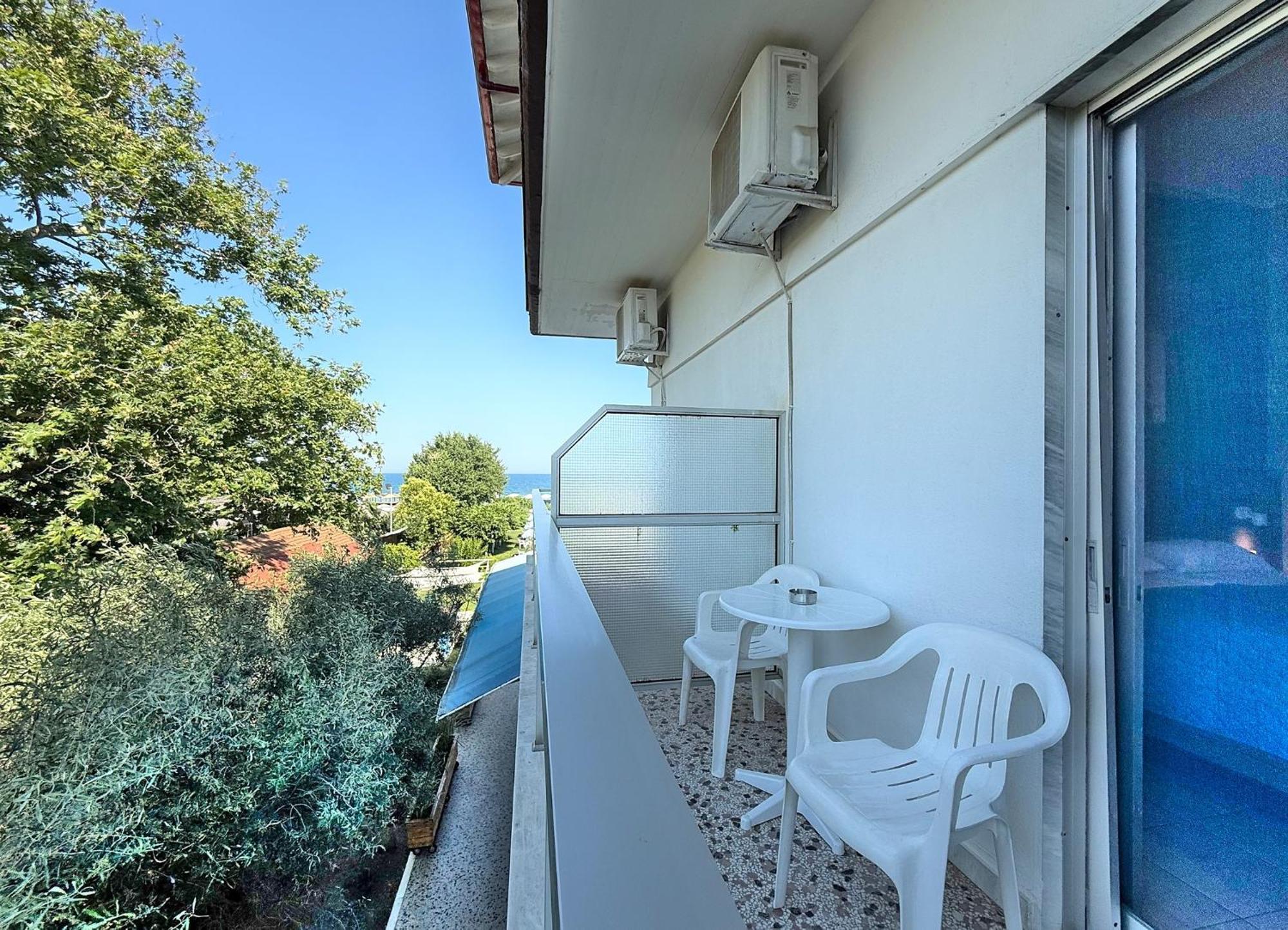 Hotel Thermaikos Korinos Exterior photo